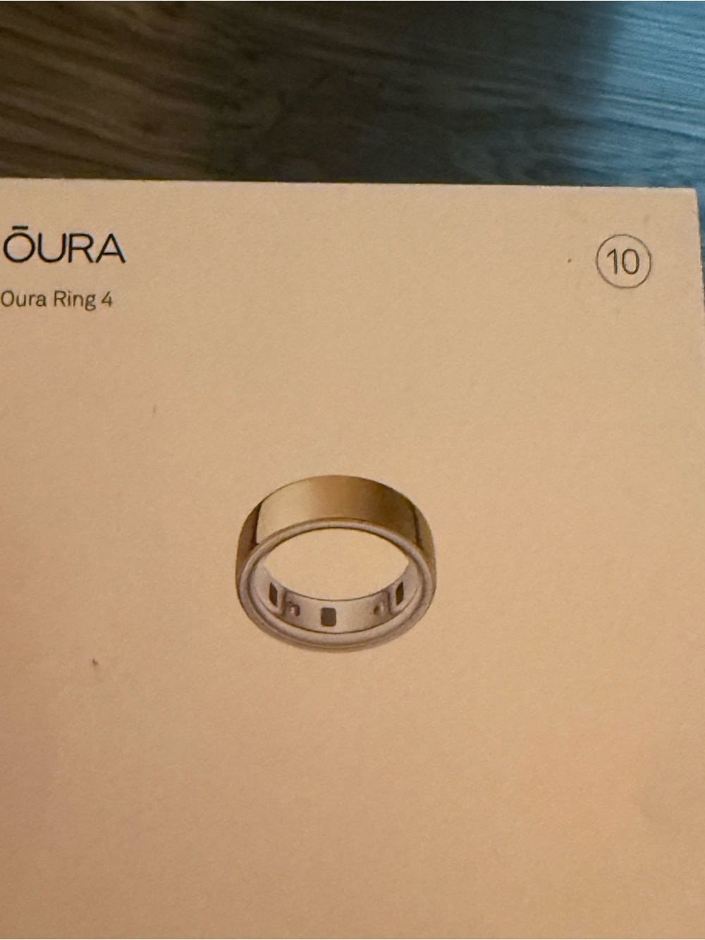 Oura Ring 4 - Gold